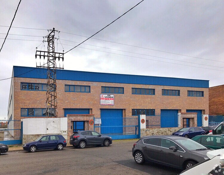 Calle Ramón y Cajal, 4, Leganés, Madrid à vendre - Photo du bâtiment - Image 1 de 5