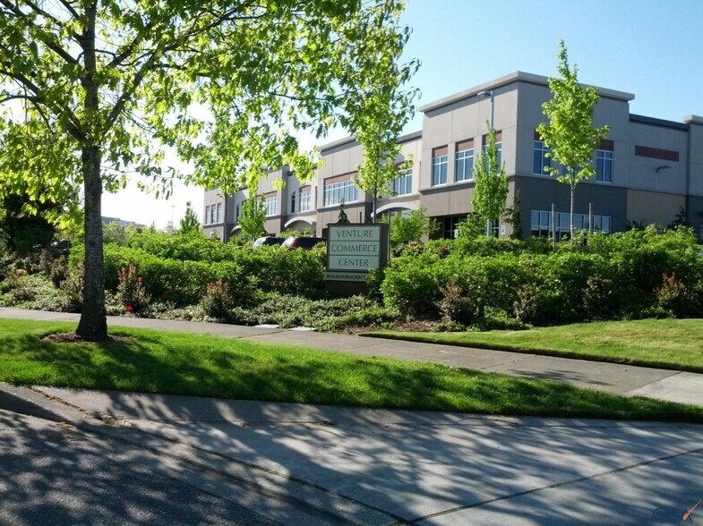 8026 Bracken Pl SE, Snoqualmie, WA à vendre - Photo du bâtiment - Image 2 de 2