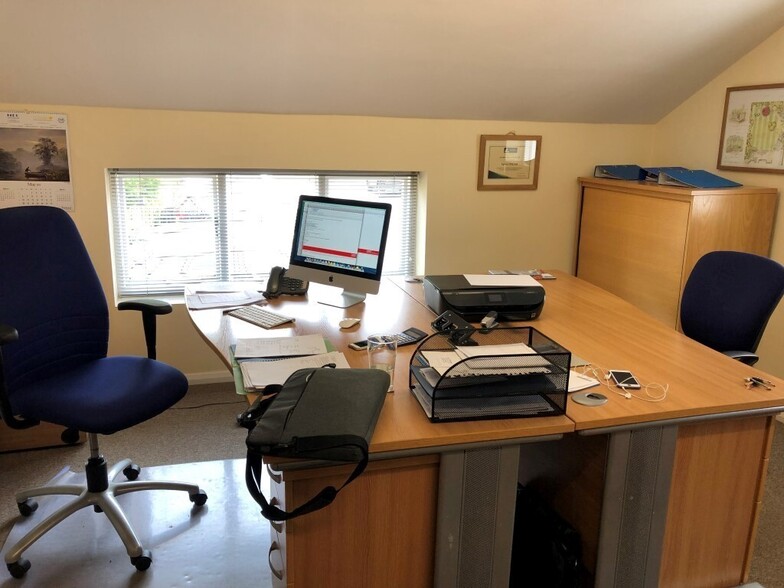 117 High St, Berkhamsted for lease - Building Photo - Image 3 of 3