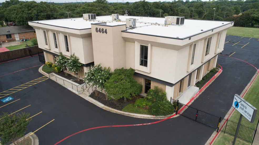6464 Brentwood Stair Rd, Fort Worth, TX for sale - Building Photo - Image 3 of 48