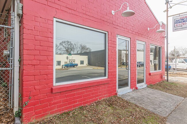 Plus de détails pour 614 King Arnold St, Hapeville, GA - Commerce de détail à vendre