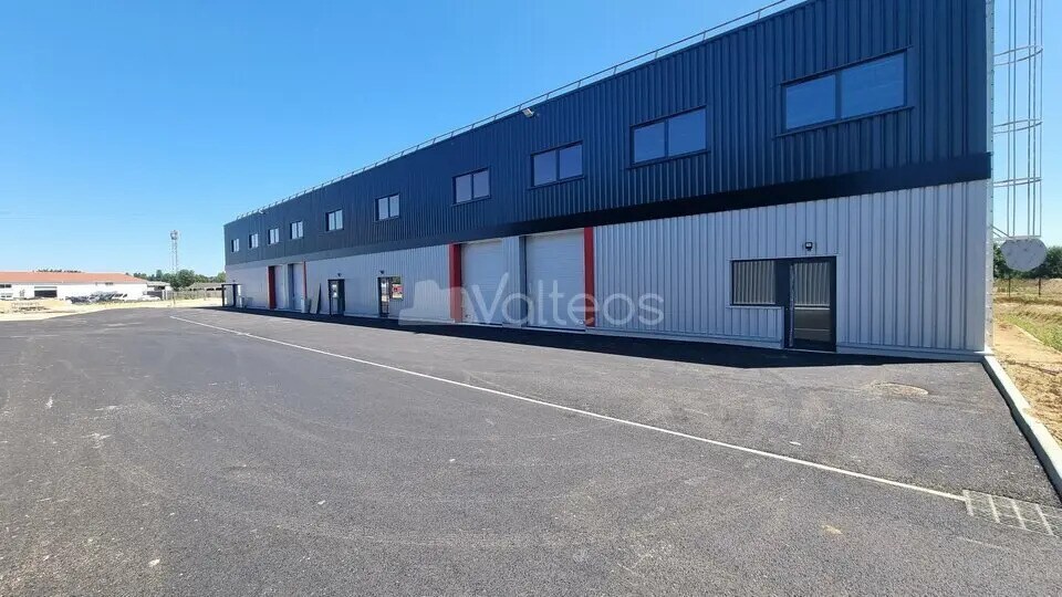 Flex in Bruguières for lease Building Photo- Image 1 of 7