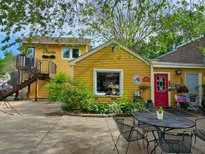 823 S 4th St, Stillwater, MN for lease Building Photo- Image 1 of 10