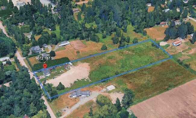 Plus de détails pour 9072 187 St, Surrey, BC - Terrain à vendre