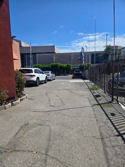 933 S Western Ave, Los Angeles, CA for lease - Other - Image 3 of 16