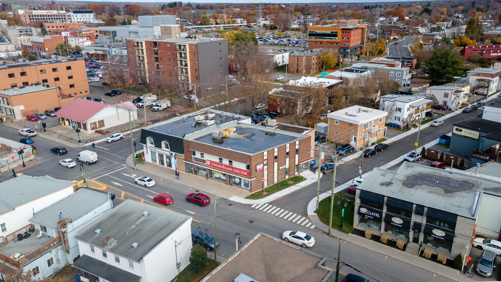 169-175 St Saint-Georges, St-Jérôme, QC à vendre - Photo du bâtiment - Image 1 de 15