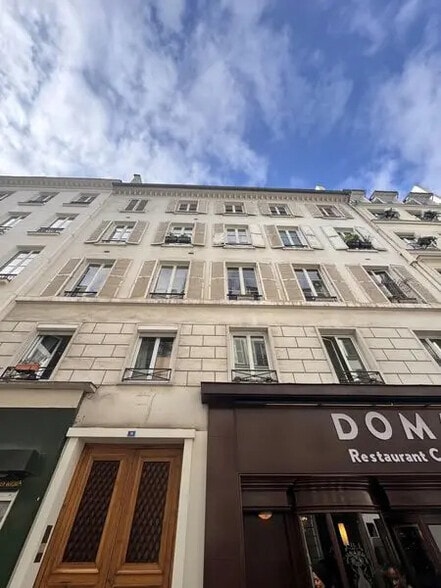 11 Rue Godot De Mauroy, Paris à louer - Photo du bâtiment - Image 1 de 5