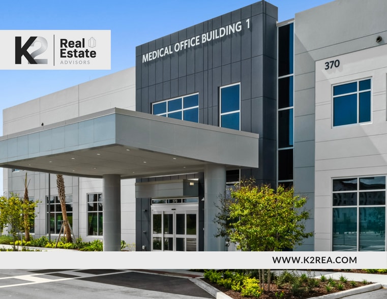 370 Veranda Falls Wy, Port Saint Lucie, FL for lease - Building Photo - Image 2 of 4