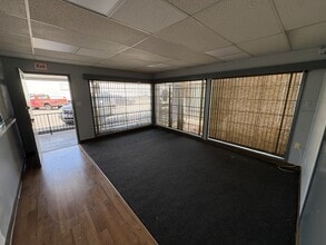 7850-7860 Golden Ave, Lemon Grove, CA for lease Interior Photo- Image 2 of 7