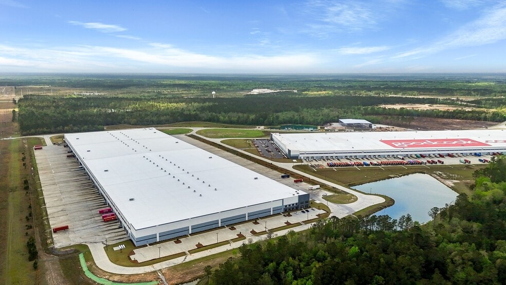 0 Old River Rd, Bloomingdale, GA à louer - Photo du bâtiment - Image 2 de 4