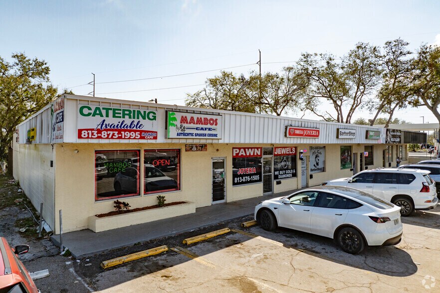 4411 N Armenia Ave, Tampa, FL à louer - Photo du bâtiment - Image 2 de 4