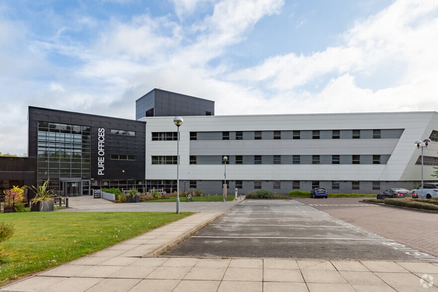 Lake View Dr, Nottingham for lease - Primary Photo - Image 1 of 12