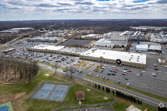 686-698 Oak Tree Ave, South Plainfield, NJ - Aérien  Vue de la carte - Image1