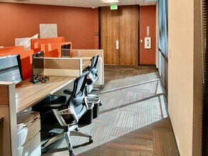 2720 Gateway Oaks Dr, Sacramento, CA for lease Interior Photo- Image 2 of 8