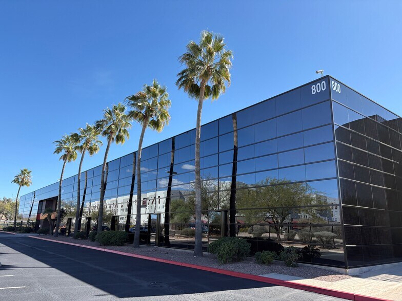 800 E Wetmore Rd, Tucson, AZ for lease - Building Photo - Image 1 of 6