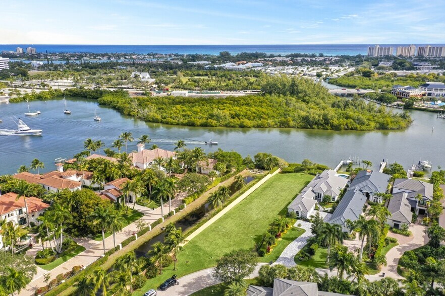 Fishermans Way, Jupiter, FL à vendre - Photo du bâtiment - Image 2 de 7