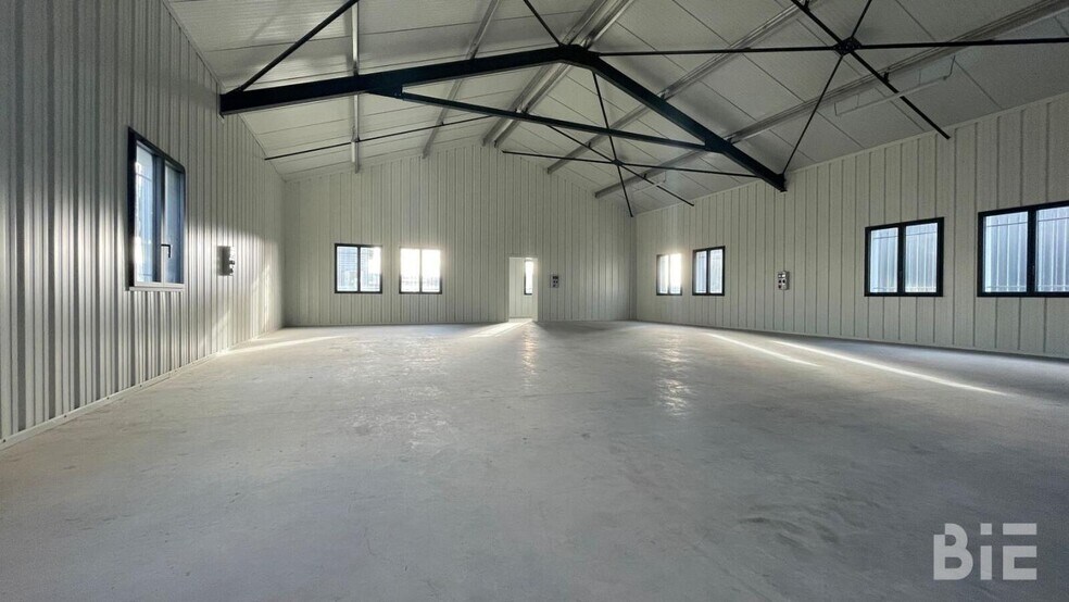 Flex in Bruges for sale - Building Photo - Image 3 of 5