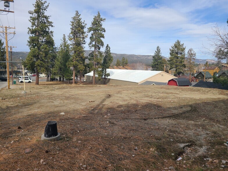 0 Lynn Rd, Big Bear Lake, CA à vendre - Photo du bâtiment - Image 2 de 19