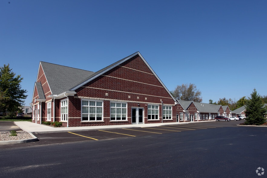 2181 E Aurora Rd, Twinsburg, OH for sale - Building Photo - Image 2 of 4