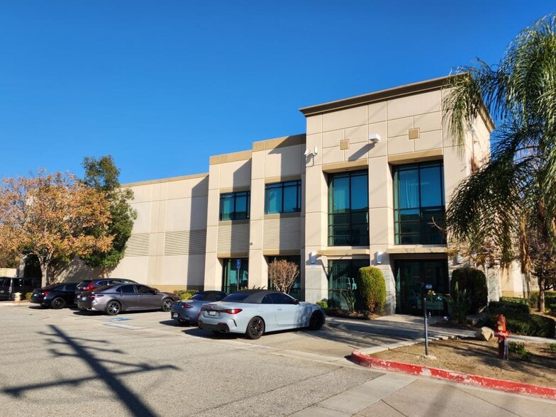 9850 6th St, Rancho Cucamonga, CA for lease - Building Photo - Image 3 of 23
