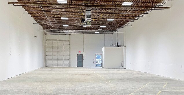 53-67 Bloomingdale Rd, Hicksville, NY for lease - Building Photo - Image 1 of 6