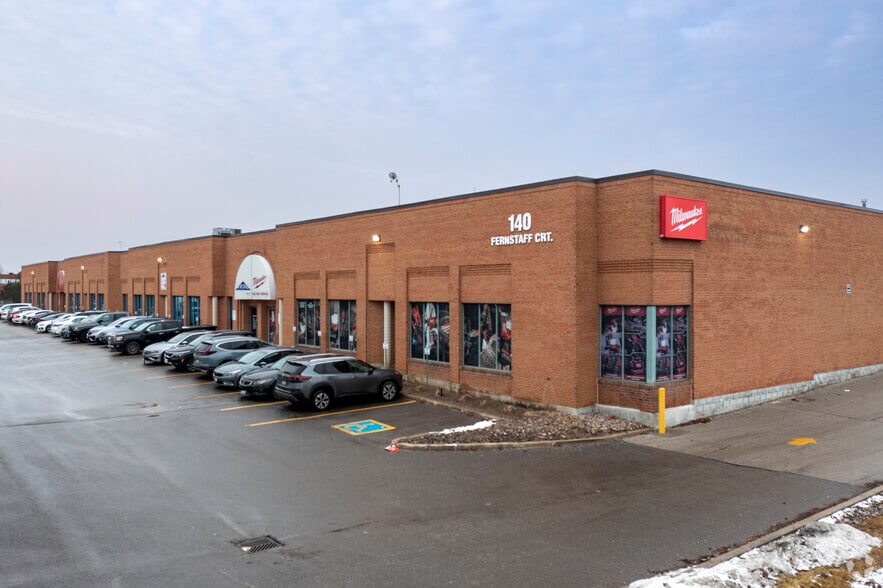 140 Fernstaff Ct, Concord, ON for sale - Primary Photo - Image 1 of 1