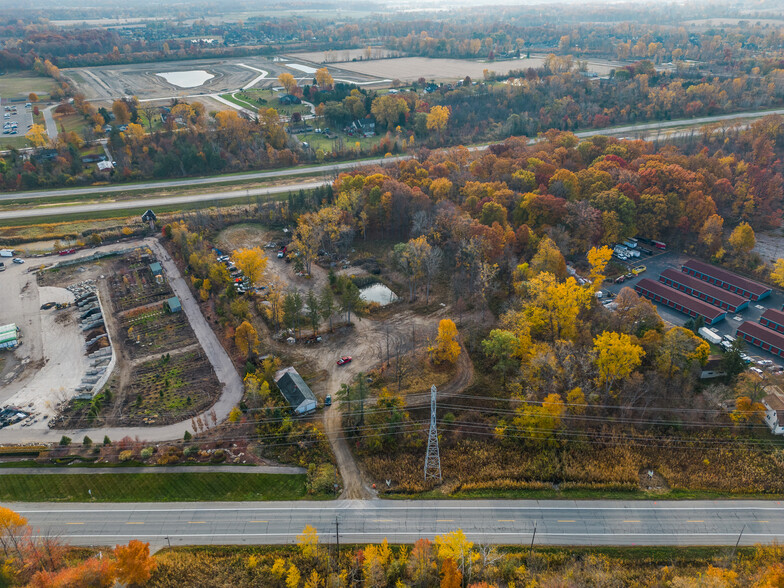 61970 Van Dyke Rd, Washington, MI à vendre - Photo du bâtiment - Image 3 de 5