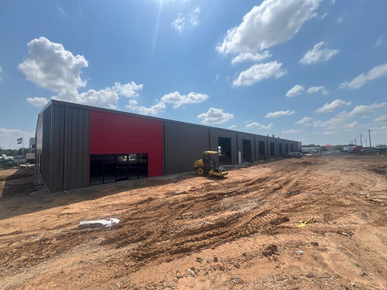 12300 S Pipeline Rd, Euless, TX à vendre - Photo du bâtiment - Image 2 de 4
