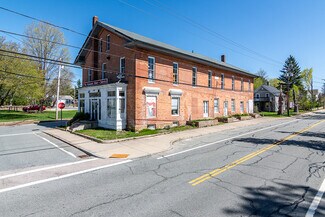 Plus de détails pour 1081 Main St, Hopkinton, RI - Commerce de détail à vendre