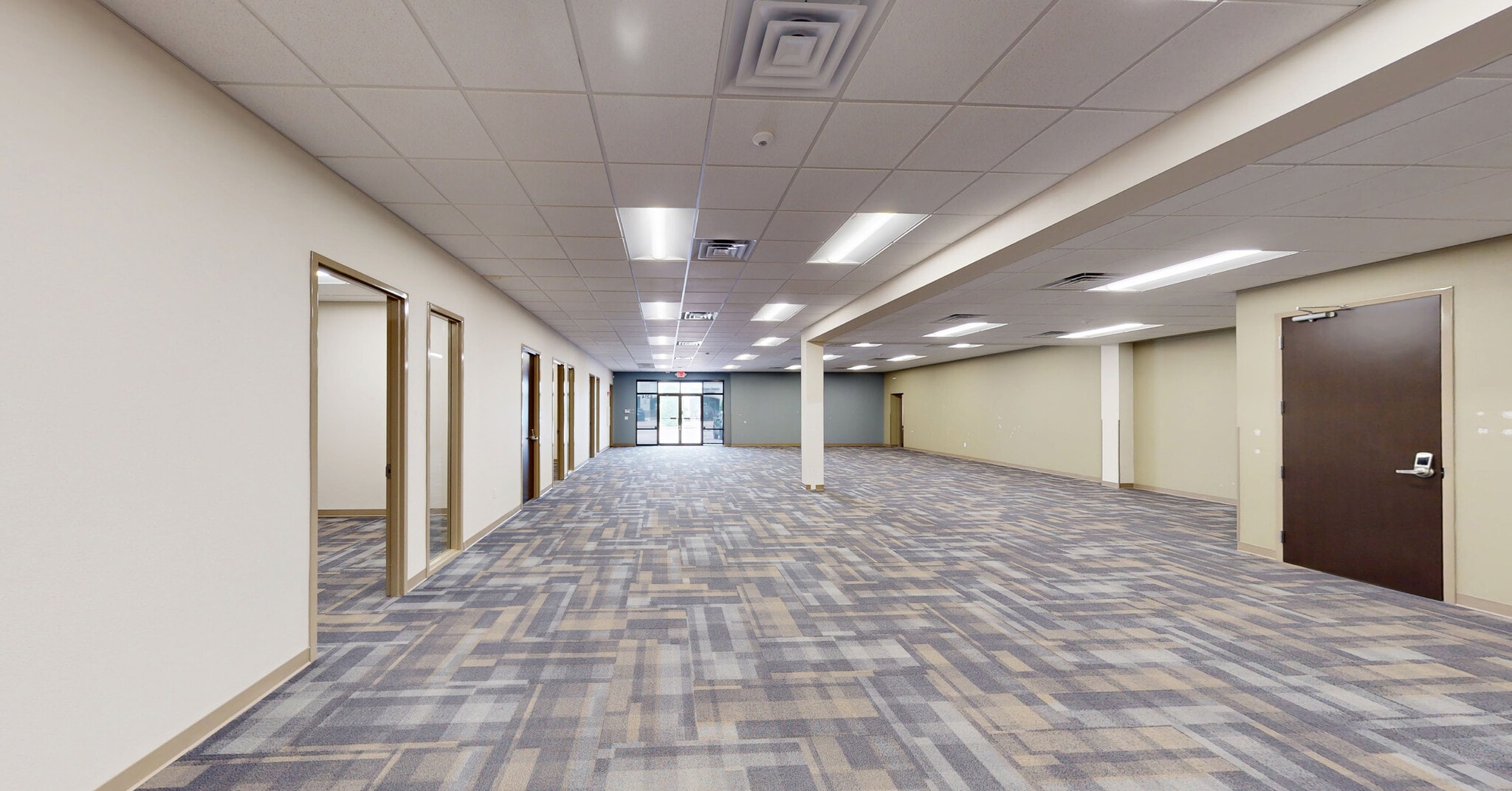 6302-6322 N Navarro St, Victoria, TX for lease Interior Photo- Image 1 of 8
