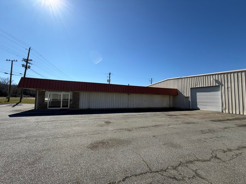 1913 US 41 Hwy SW, Calhoun, GA for lease - Building Photo - Image 3 of 32