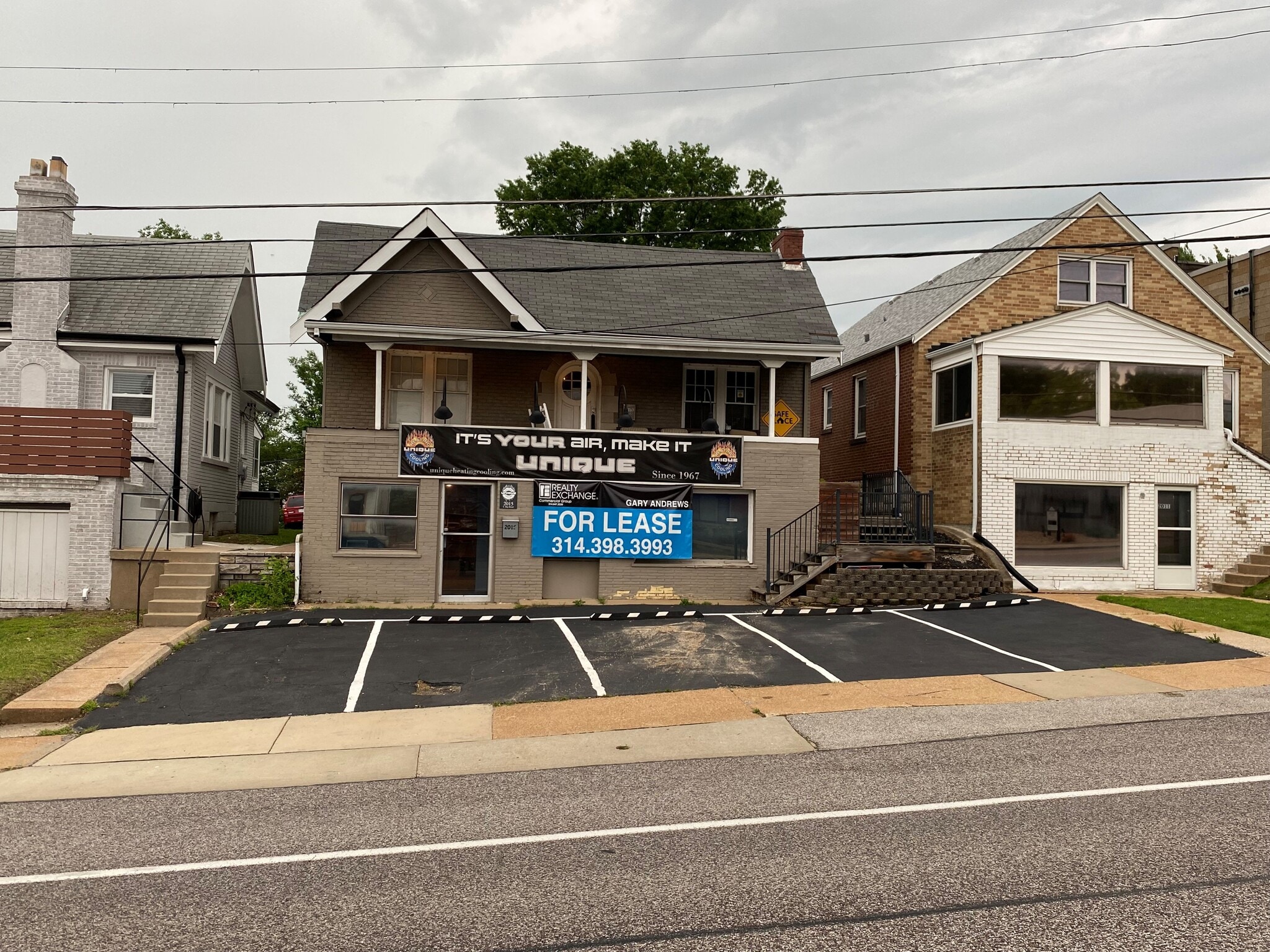 2015 S Big Bend Blvd, Saint Louis, MO for lease Primary Photo- Image 1 of 6
