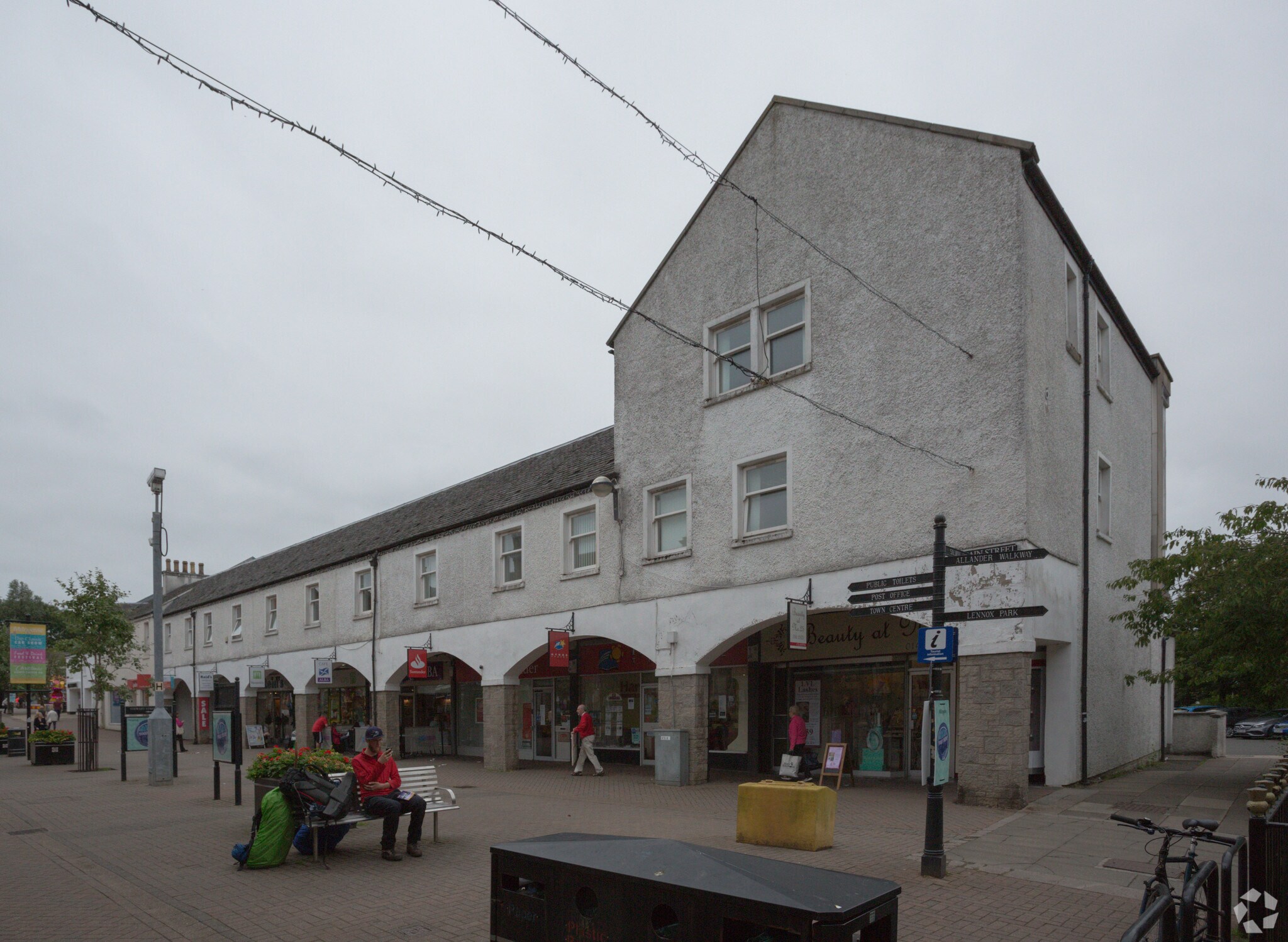 13-25 Main St, Milngavie à vendre Photo principale- Image 1 de 1