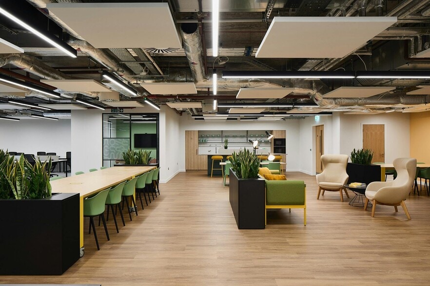 65 Clifton St, London for lease - Building Photo - Image 3 of 15