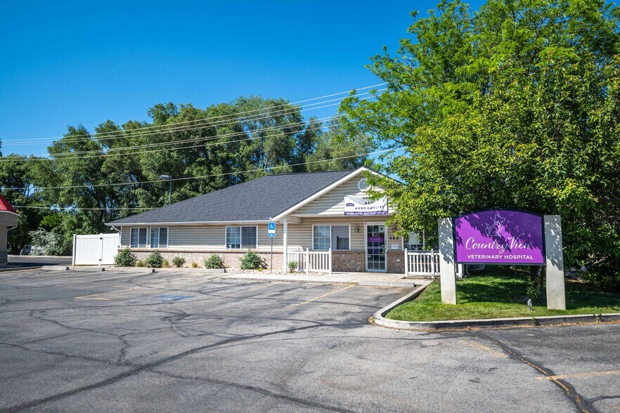 582 W Pacific Dr, American Fork, UT for sale - Primary Photo - Image 1 of 2