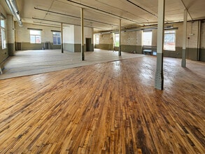 1930 E Huntingdon St, Philadelphia, PA for lease Interior Photo- Image 2 of 16