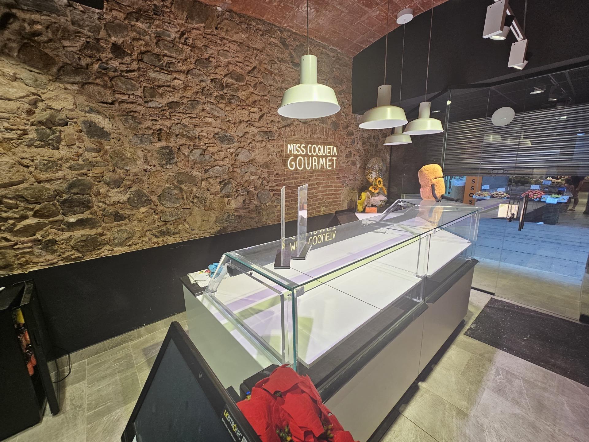 Retail in Calella, Barcelona for lease Interior Photo- Image 1 of 14