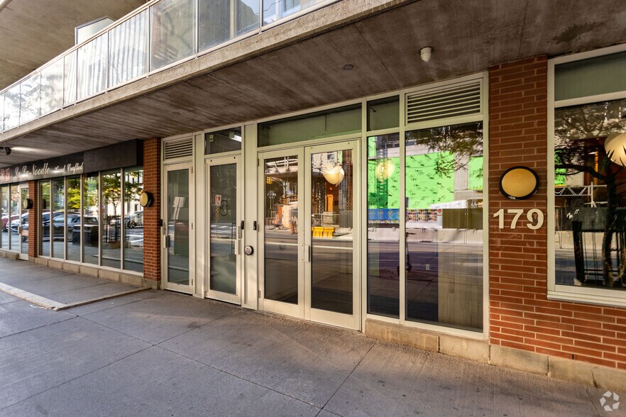 179 George St, Ottawa, ON à louer - Photo du bâtiment - Image 2 de 7