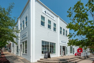 1-15 Hill St, Southampton, NY for lease Interior Photo- Image 1 of 9
