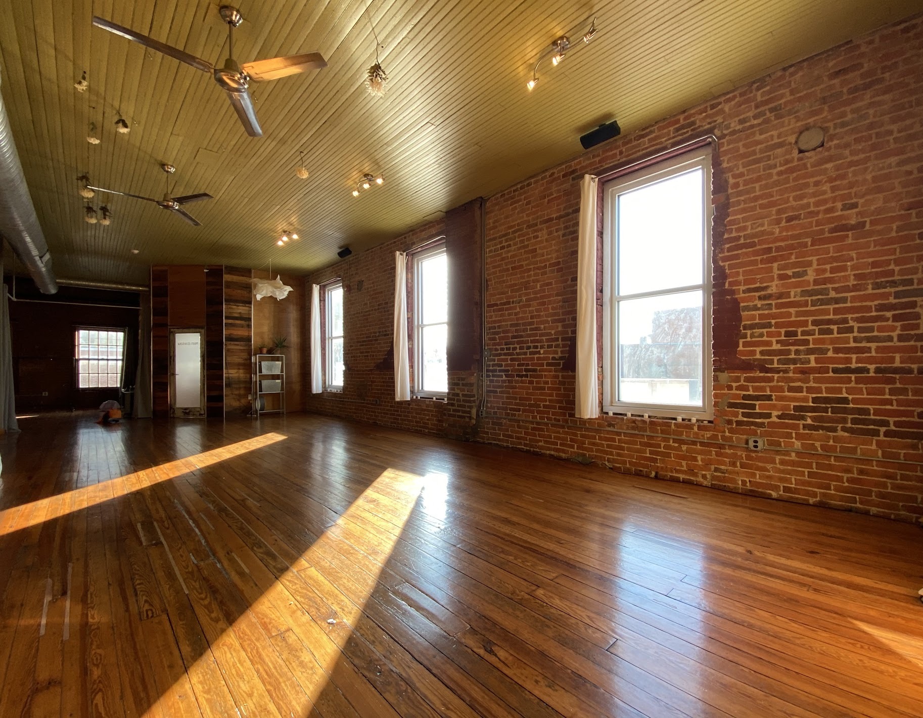 119 W Main St, Durham, NC for lease Building Photo- Image 1 of 12