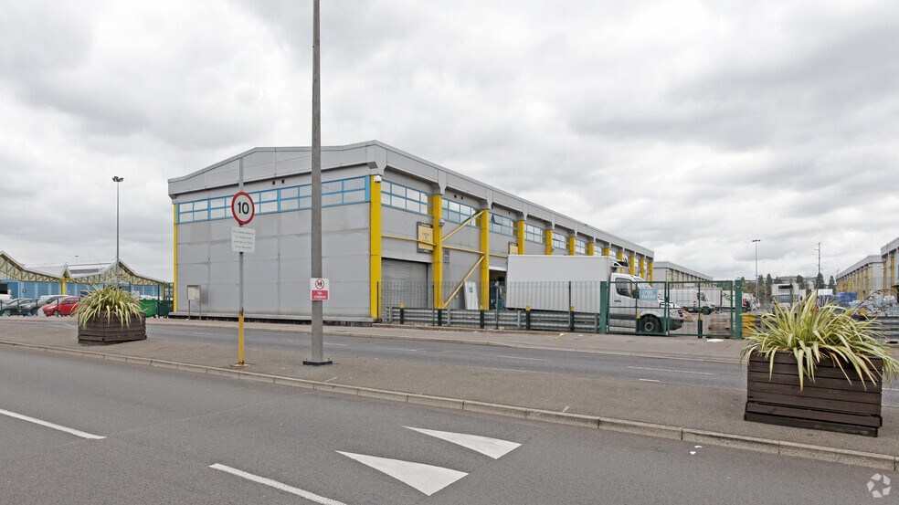 25 Sherrin Rd, London for lease - Building Photo - Image 2 of 2