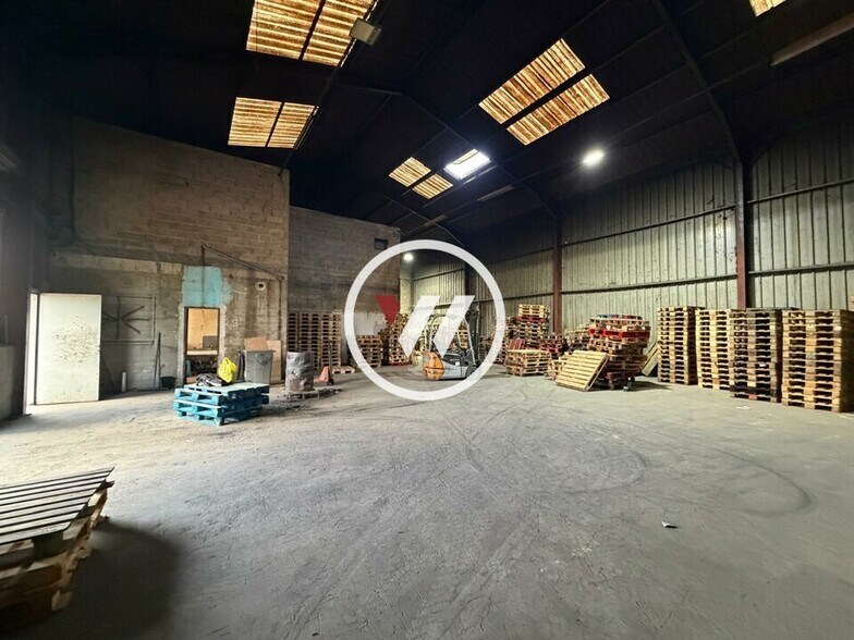 Industriel dans Goussainville à vendre - Photo du bâtiment - Image 1 de 1