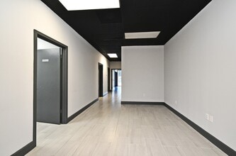 4303 Vineland Rd, Orlando, FL for lease Building Photo- Image 2 of 21