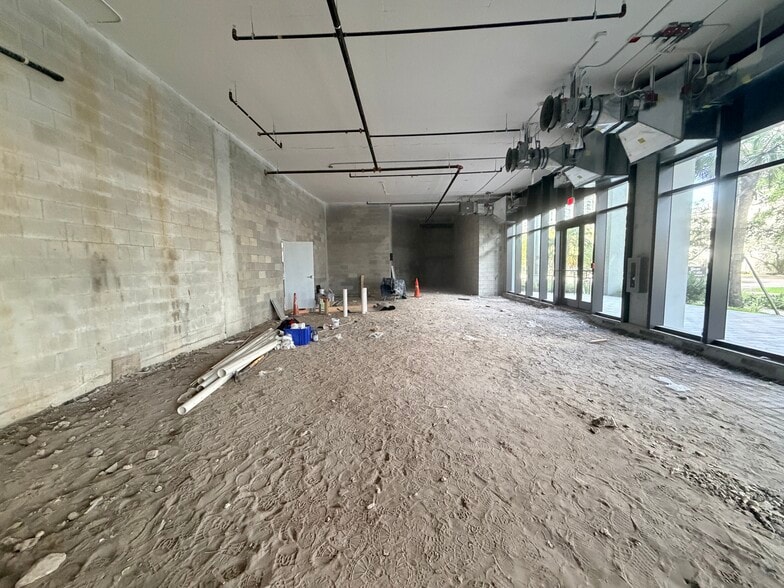 460 SW 4th Ave, Fort Lauderdale, FL for lease - Building Photo - Image 2 of 9