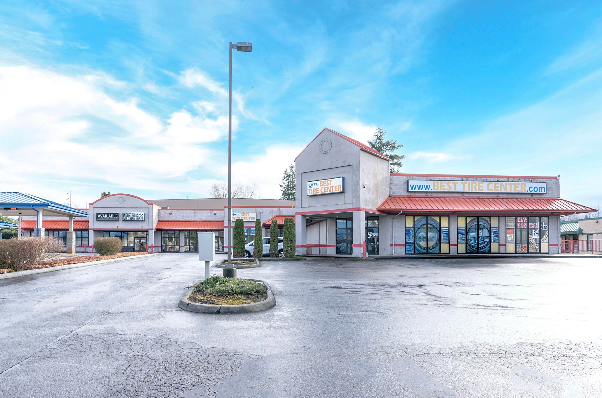 12803-12811 Canyon Rd E, Puyallup, WA for lease Primary Photo- Image 1 of 10