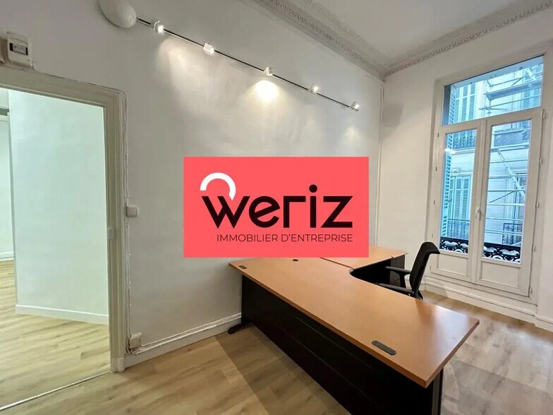 Office in Marseille for lease - Interior Photo - Image 3 of 8