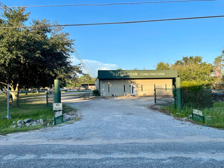 3221 Anton St, Mobile, AL à vendre - Photo du bâtiment - Image 2 de 17