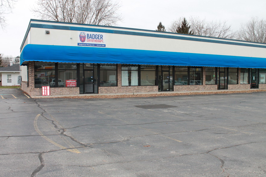 2436 Glendale Ave, Howard, WI for lease - Primary Photo - Image 1 of 8