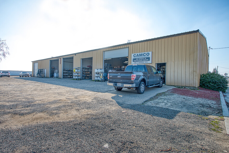 15001 W California Ave, Kerman, CA for sale - Building Photo - Image 1 of 1