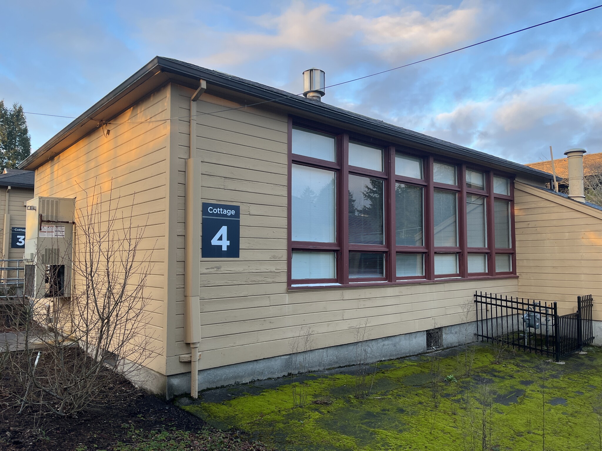 7688 SW Capitol Hwy, Portland, OR à louer Photo du bâtiment- Image 1 de 29